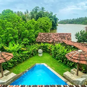 5* Ξενοδοχείο Waterland